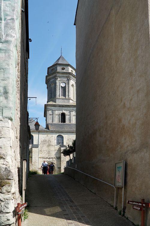 Iconographie - Ruelle donnant sur l'abbaye