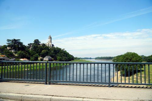 Iconographie - La Loire vu du pont haubané