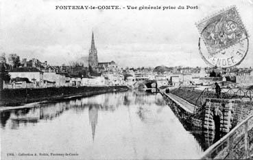 Iconographie - Une vue générale prise du port