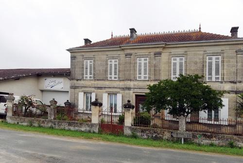 Iconographie - Le Château de Terre Taillyse