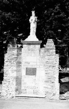 Iconographie - Monument commémoratif du premier Prieuré
