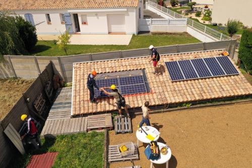 Iconographie - Siège social d'Alliance Soleil vue par drone