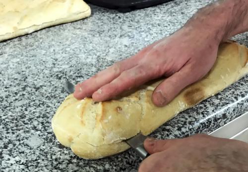 Iconographie - Prépation du préfou à l'ail à la Boulangerie Georges