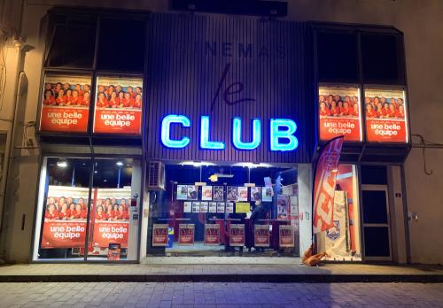 Iconographie - Façade de l'ancien cinéma Le Club