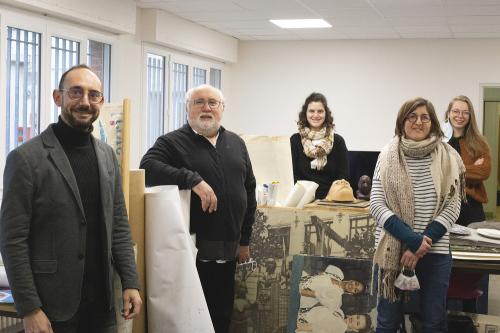 Iconographie - Dans les locaux de NEMO avec son président Paul Billaudeau et Stéphanie Mercier-Bernardie, l’équipe de l’OPCI et Jeanne (stagiaire)