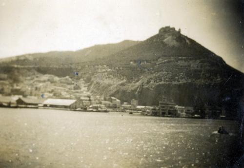 Iconographie - Algérie - Oran, le vieux port et Santa Cruz