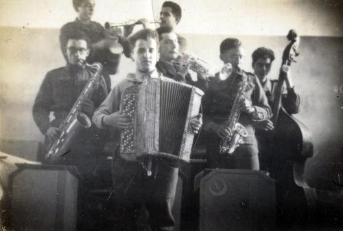 Iconographie - Algérie - Oran, orchestre de la 2e RTA