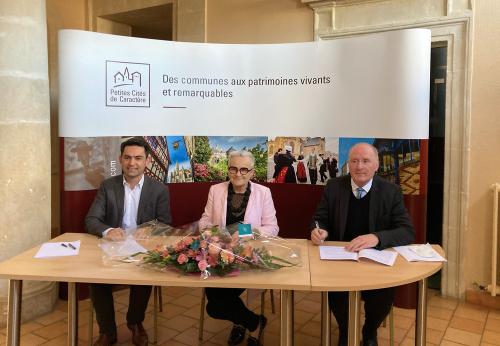 Iconographie - Signature de la convention entre PPC France et OPCI, à Saint-Calais