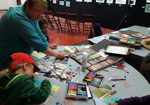 Iconographie - Atelier de dessin pour enfant au domaine de Chaume