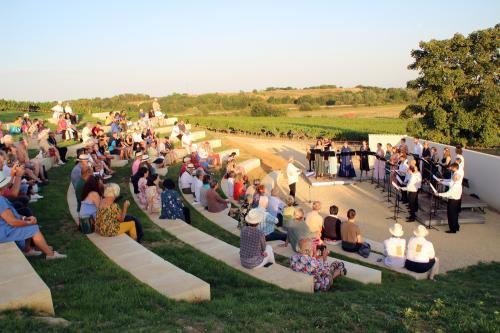 Iconographie - Concert du chœur Polymnie au domaine de Chaume