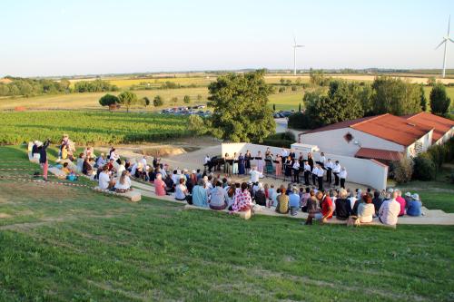 Iconographie - Concert du chœur Polymnie au domaine de Chaume