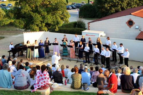 Iconographie - Concert du chœur Polymnie au domaine de Chaume