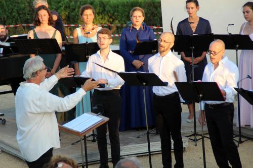 Iconographie - Concert du choeur Polymnie au domaine de Chaume