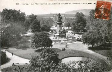 Iconographie - La place Carnot (ensemble) et la gare de Perrache