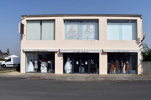 Iconographie - Façade du magasin pour le mariage La Belle Vendéenne