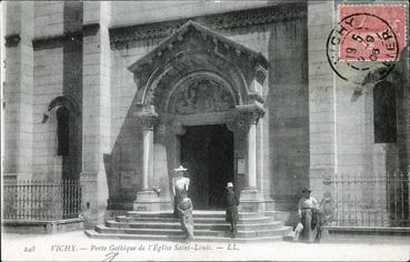 Iconographie - Porche gothique de l'église Saint-Louis