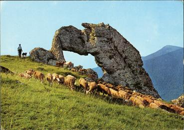 Iconographie - Alpage à la Roche Percée une des sept merveilles du Dauphiné