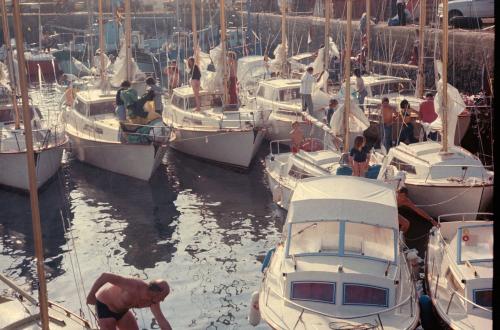 Iconographie - Photos de bateaux de pêche dans les ports