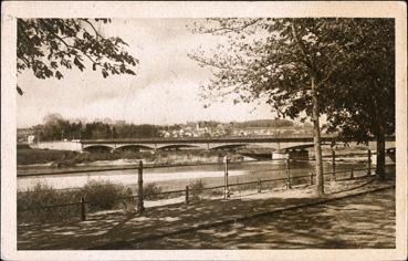 Iconographie - Le pont sur l'Allier et les allées du nouveau parc