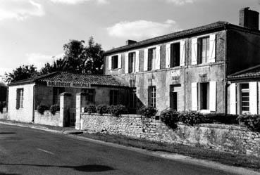 Iconographie - Bibliothèque municipale de Vouillé