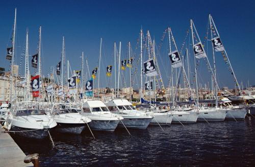 Iconographie - Exposition de bateaux Beneteau au Grand Pavois