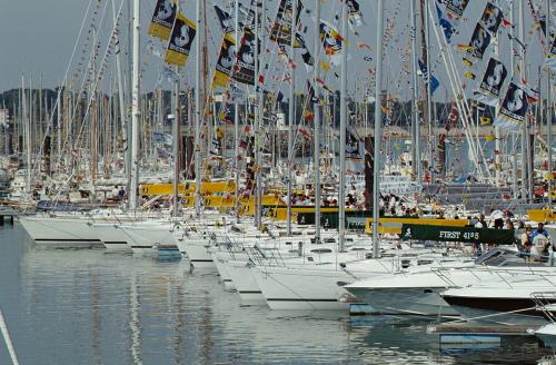 Iconographie - Exposition de bateaux Beneteau au Grand Pavois