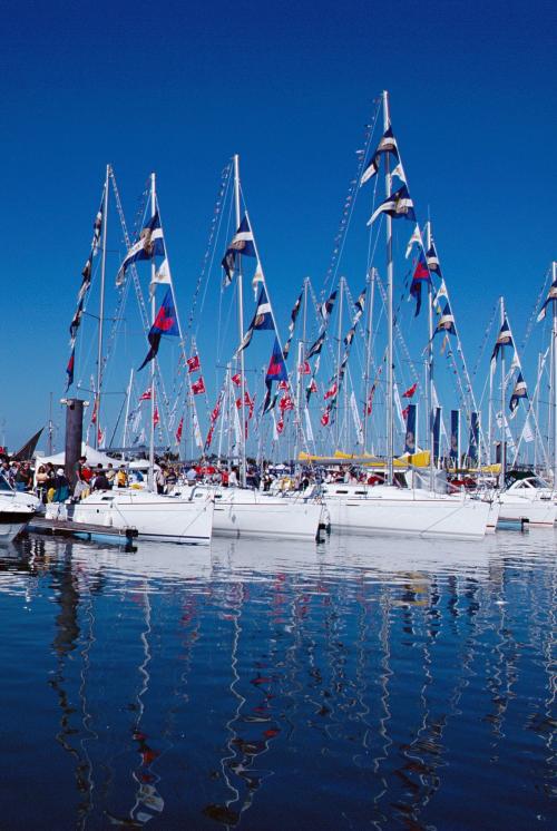 Iconographie - Exposition de bateaux Beneteau au Grand Pavois