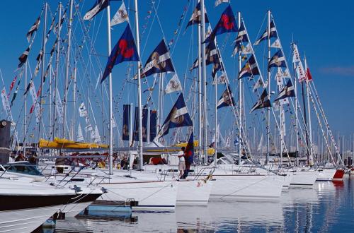 Iconographie - Exposition de bateaux Beneteau au Grand Pavois