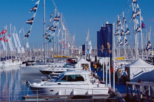 Iconographie - Exposition de bateaux Beneteau au Grand Pavois