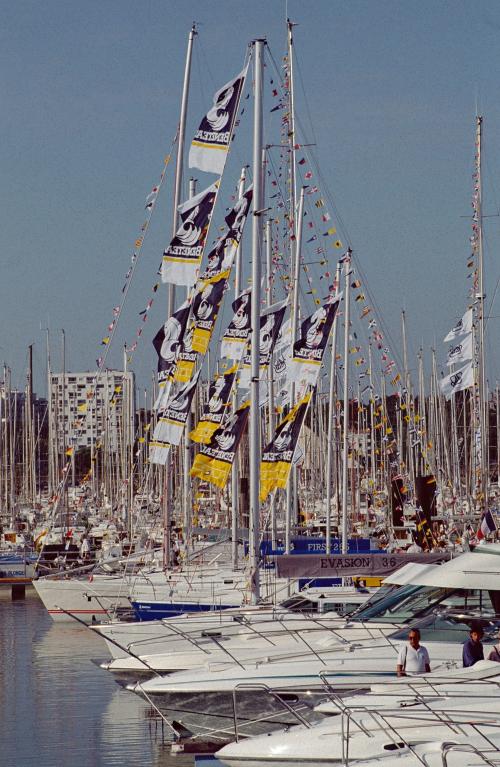 Iconographie - Exposition de bateaux Beneteau au Grand Pavois