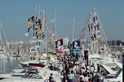 Iconographie - Exposition de bateaux Beneteau au Grand Pavois