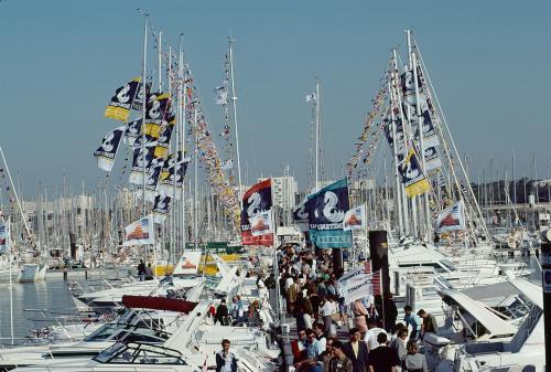 Iconographie - Exposition de bateaux Beneteau au Grand Pavois