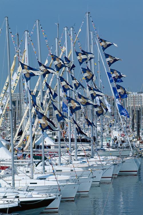 Iconographie - Exposition de bateaux Beneteau au Grand Pavois