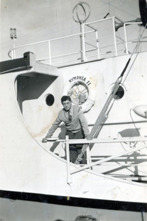 Iconographie - Le marin-pêcheur Didier Decaux à bord du chalutier Nymphea II - F 1133
