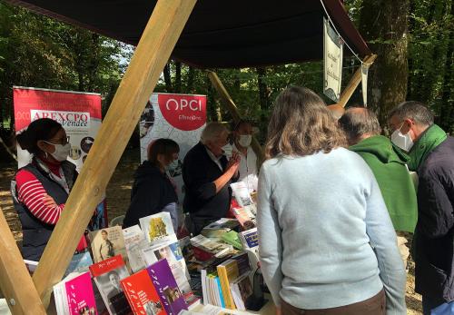 Iconographie - Stand d'Arexpo au salon du livre de Grasla 