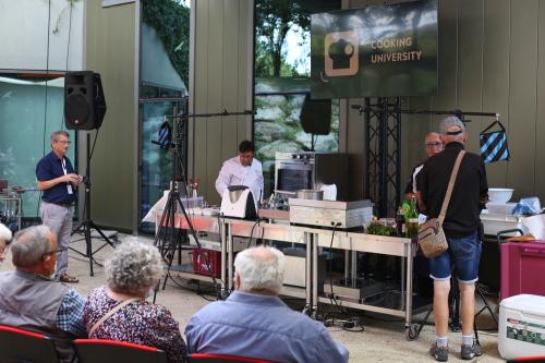 Iconographie - Ateliers des chefs Jean-Marc Perochon et Jean-Pierre Pouvreau à la Grande Fête