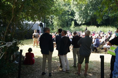 Iconographie - Spectateurs lors de la Grande Fête