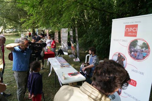 Iconographie - Stand de l'Inventaire PCI lors de la Grande Fête