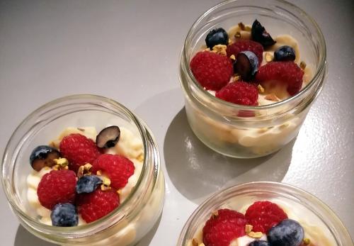 Iconographie - Dessert crème patissière fruits