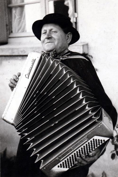 Iconographie - Maurice Delavaud, accordéoniste