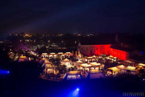 Iconographie - Noël à l'abbaye - Le marché