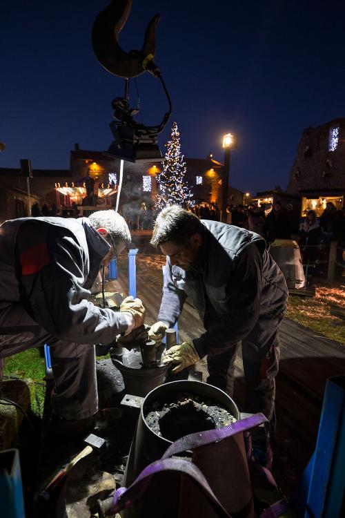 Iconographie -  Noël au château - Le marché