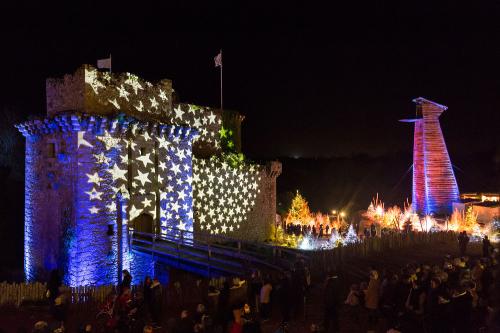 Iconographie -  Noël au château - Le marché