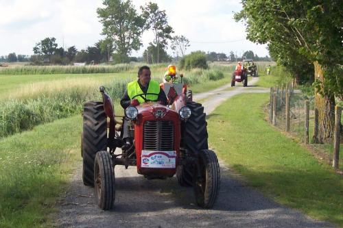 Iconographie - Tracteur agricole, Massey-Ferguson