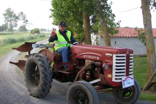 Iconographie - Tracteur agricole, McCormick