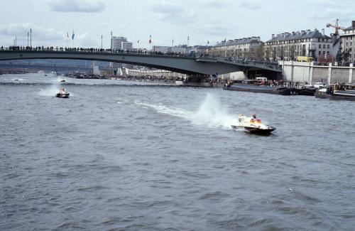 Iconographie - Les 6 heures de Paris, équipage Bénéteau