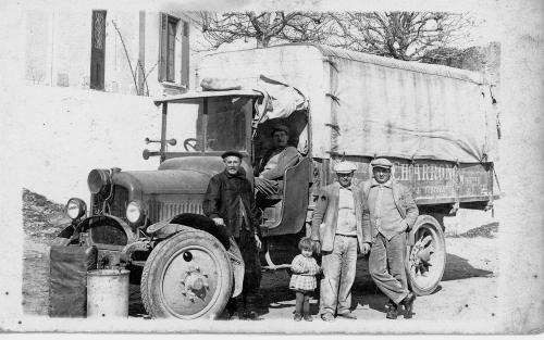 Iconographie - Camion de la minoterie Charron