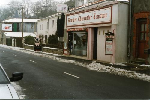 Iconographie - Boucherie - Charcuterie Gilet, rue des coteaux