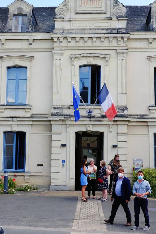 Iconographie - Façade de la mairie