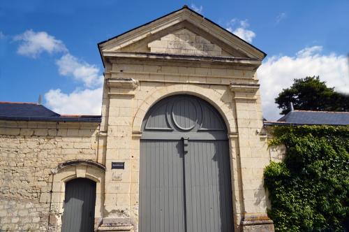 Iconographie - Porche de la demeure de Beaulieu